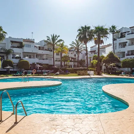 Costalita Beachside Apartment Estepona